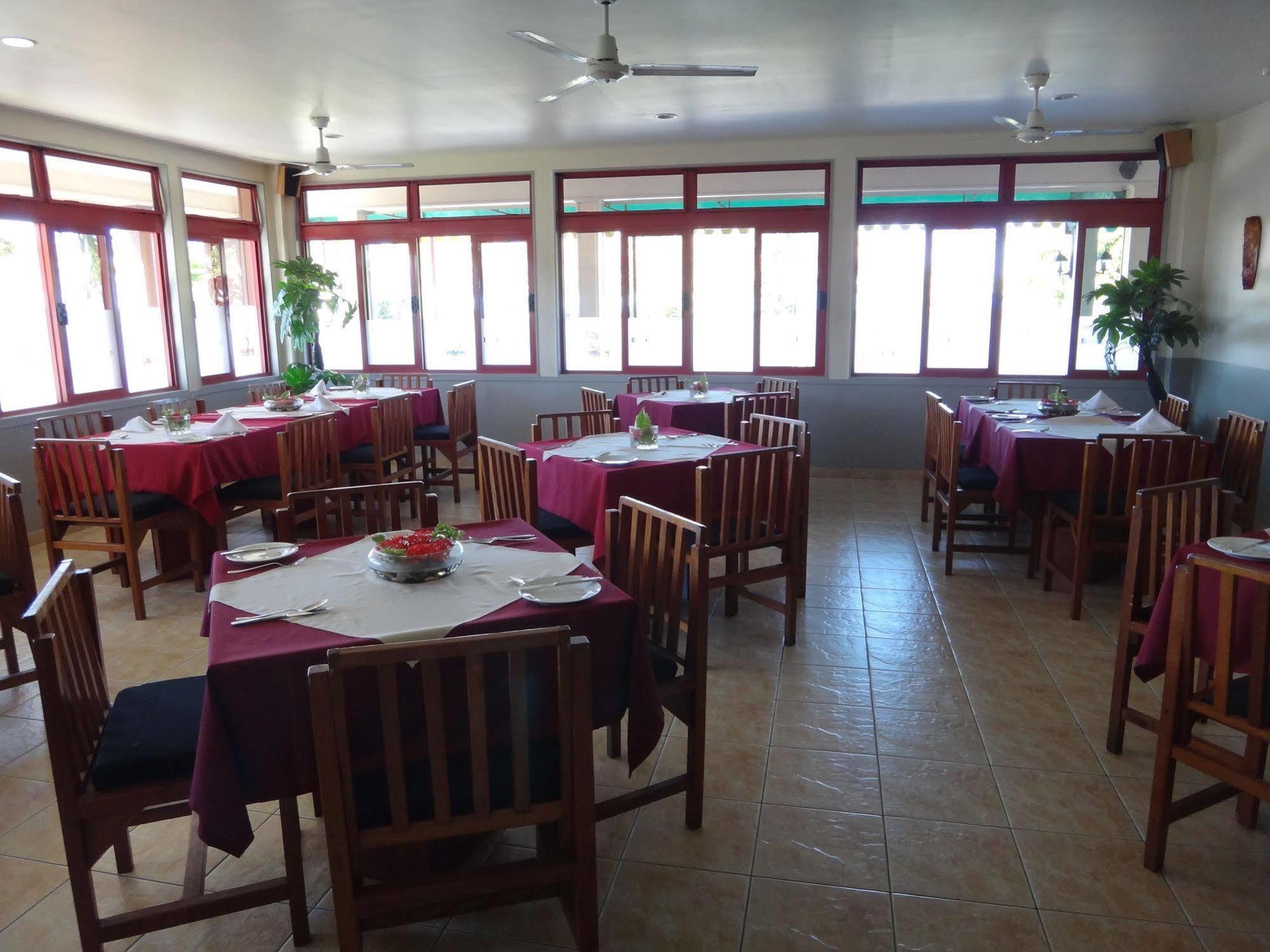Hotel Elisa Apia Dış mekan fotoğraf