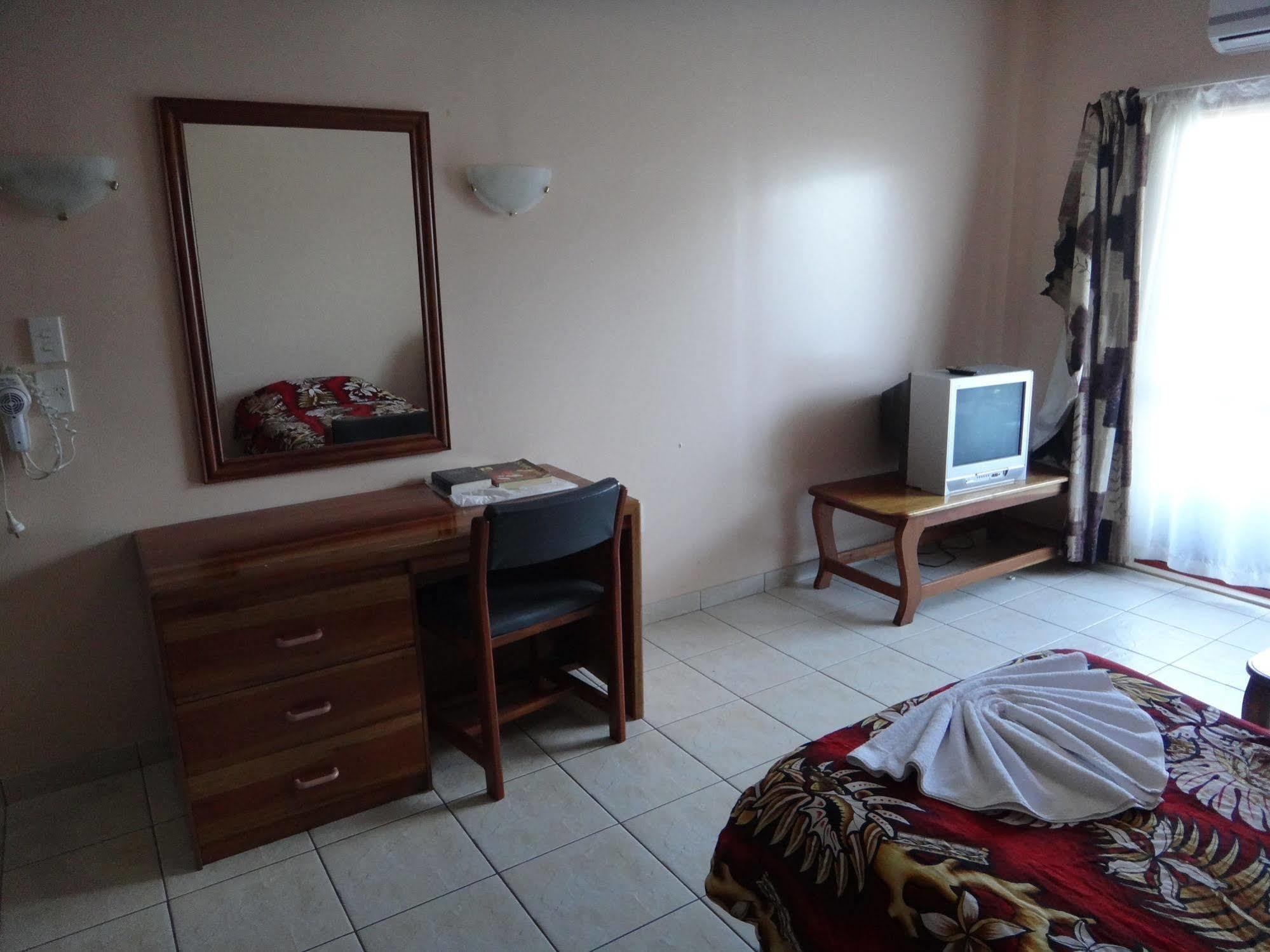 Hotel Elisa Apia Dış mekan fotoğraf